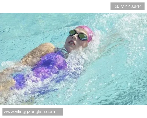 游泳装备全攻略：从泳镜到泳衣的选择与使用技巧解析